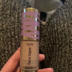Tarte shape tape foundation